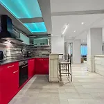 Apartment Le Diderot - Spacieux & Garage Prive Double Dijon