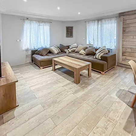 Grand Salon Cosy, Proche Centre & Garage 2p شقة *