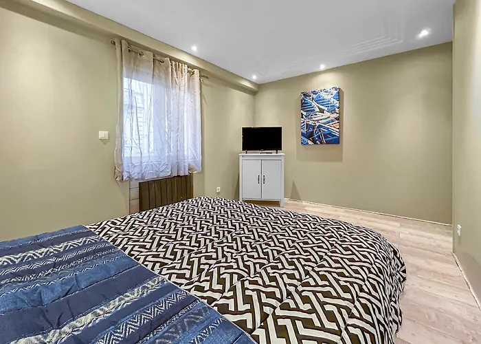 Le Diderot - Spacieux & Garage Prive Double