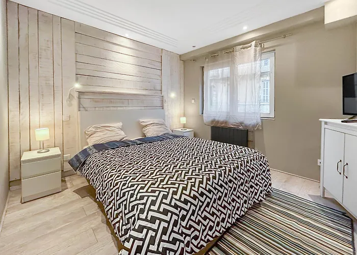 Le Diderot - Spacieux & Garage Prive Double